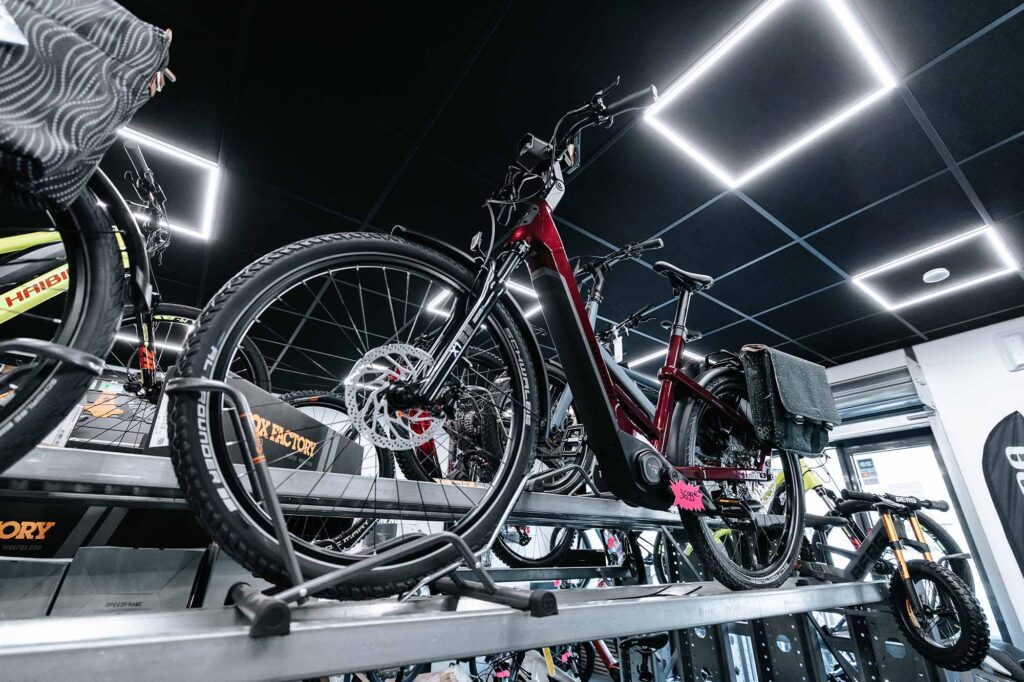 Photo des vélos du magasin John 2 Roues à Doussard